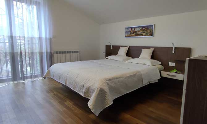 Grosses Zimmer App Blue